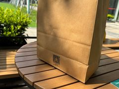 -星巴克(上海长宁来福士1F店)