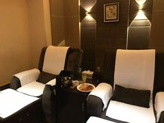 -金色印象·4K影院式足体养生(杨家坪西郊店)