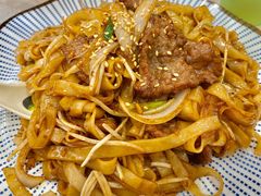 乾炒牛河-喜莲咖啡
