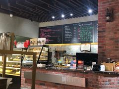 -啊噗吐呦现场烘焙(麦凯乐店)