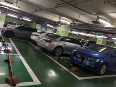 -北京apm·停车场