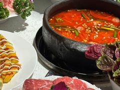 -贵府酸汤牛肉火锅·贵州老字号(飞山街店)