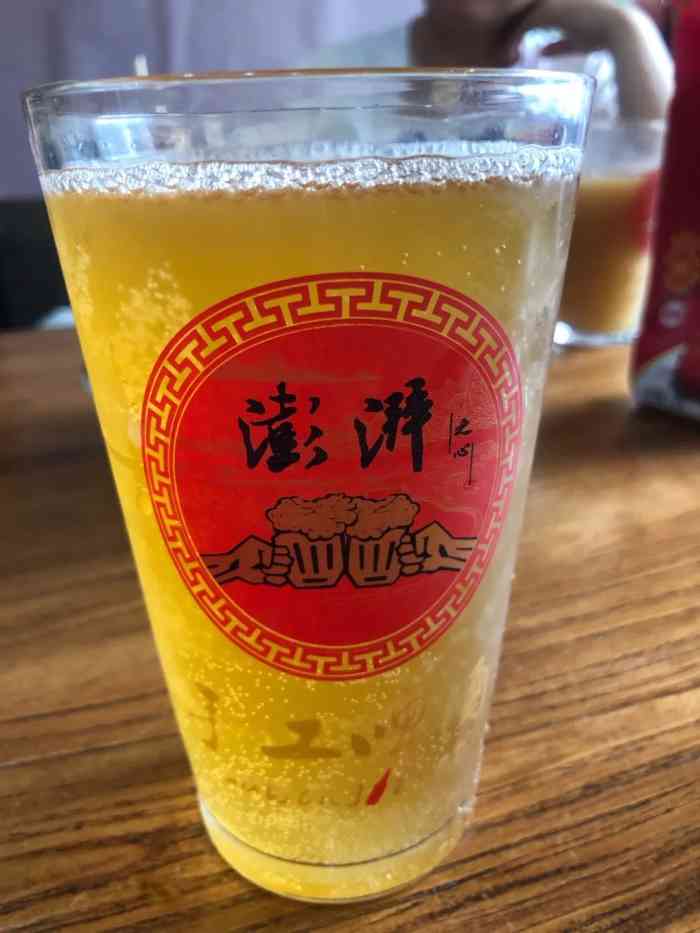 于是大众82评搜索找到长白这一片的精酿啤酒,导航过来很准确95达