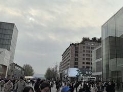 -杭州西湖银泰百货