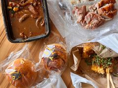 -CowCow其其·牛杂咖啡公司(六运店)