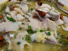 酸菜鱼-东江渔村(皇悦店)