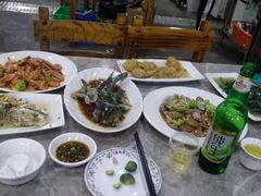 -四川小胡子海鲜(丁村万人海鲜广场店)