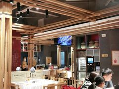 大堂-巴奴毛肚火锅(淮河路店)