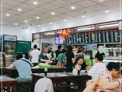 大堂-护国寺小吃店(红莲南路店)