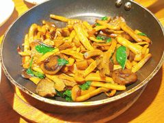 橄榄油三种菇-庆春朴门