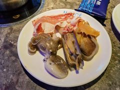 -曼格活海鲜·牛排自助(光明蓝鲸店)