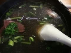 牛肉粉丝汤-鑫震源·苏式大虾生煎(山塘街店)