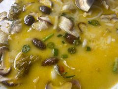 -蜜桃餐厅·伴山(湖滨商业街店)