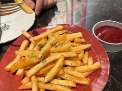 -LESCEDARS Brasserie Bistro香柏树