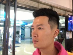 -FRIDAY星期五专业美发沙龙