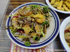 -三镇卤货二公司(汉街店)