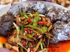 -四川小胡子海鲜(丁村万人海鲜广场店)