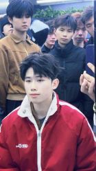 -藤野造型专业烫染接发