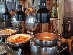 自助取餐区-视界美食自助餐厅·石家庄希尔顿酒店