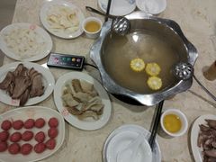-粤潮牛肉火锅店(江南大道店)