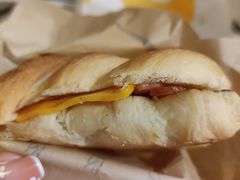 芝香培根可颂-麦当劳(宜安广场店)