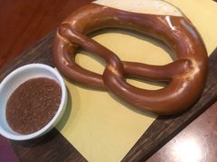 面包结-haxnbauer海森堡德国餐厅(深圳coco店)
