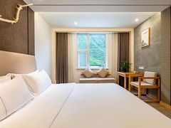 -西姆山居酒店(九寨沟沟口店)