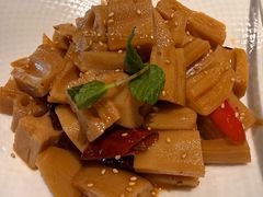 -有喜胶东小馆(太申祥和店)