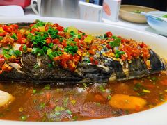 老坛剁椒鱼头-洞庭渔人(沙湾店)