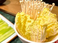 娃娃菜-麻田会 ·鲜活现烹·牛蛙火锅(珠江新城维家思广场店)