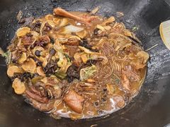 鸡锅-老渔翁笨锅炖(迎宾路总店)