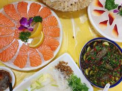 -官塘陈记鱼生·潮汕砂锅粥·牛肉火锅(潮枫路总店)