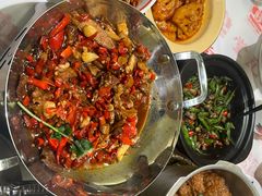 -堂瓦里·33年传统赣菜(第一街区店)