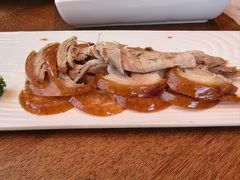 酥香鱼子酱烤鸭-北京老铺烤鸭(老城根店)