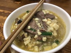 优质羊肉泡馍-刘信牛羊肉小炒泡馍(回民街店)