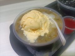 夏三宝糖水加雪糕-百花传统甜品店(原址店)