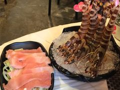 -鲜入围煮花胶鸡海鲜火锅