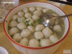 酸辣鱼丸汤-海岛渔村大酒店(云霄路店)