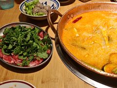 -洱火云南酸菜牛肉火锅(石景山当代商城店)