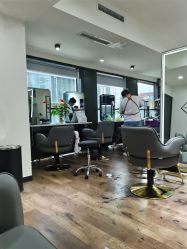 -CE·专业蛋白•羽毛接发·潮色烫染品牌店