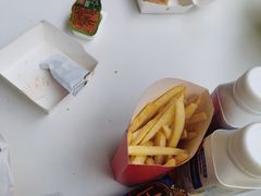 -麦当劳(宝山大厦店)