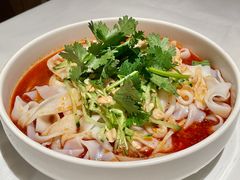 石河子凉皮-谷丽羊肉串·新疆鲜货烧烤馆·清真·夜宵(长沙首店)