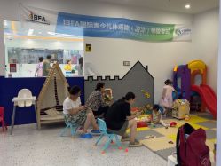 -熊小米专业儿童游泳馆