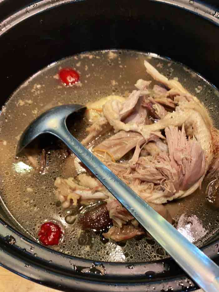 芦苇塘土菜馆(仓前店)-"这家店在男朋友公司旁边他们聚餐总去,这次.