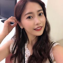 -AYO SALON