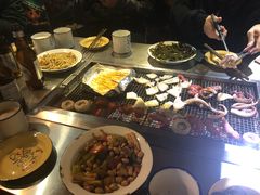-马路牙子地桌烤肉(工体店)