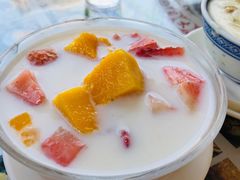 鲜奶杂果西米露-周大娘牛乳(旧寨古村总店)