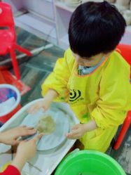 -泥娃娃DIY陶吧(易生活购物公园店)