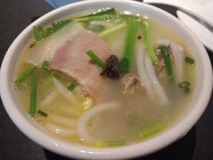 蒙自过桥米线-南蛮子(进贤路店)