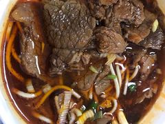 -薛记襄阳香辣牛肉面(平安路店)